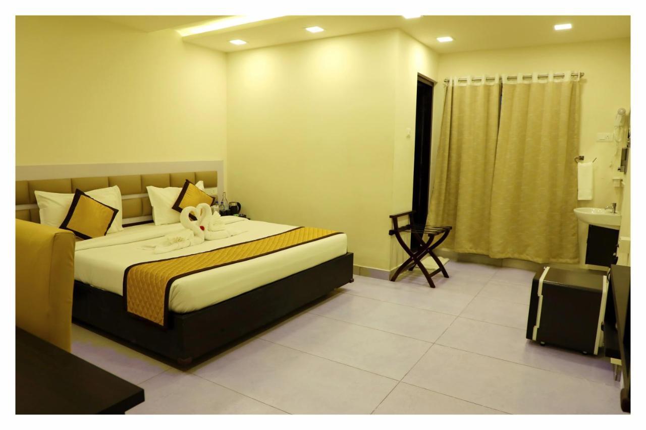 Clarks Inn Express ,Sirkazhi Extérieur photo